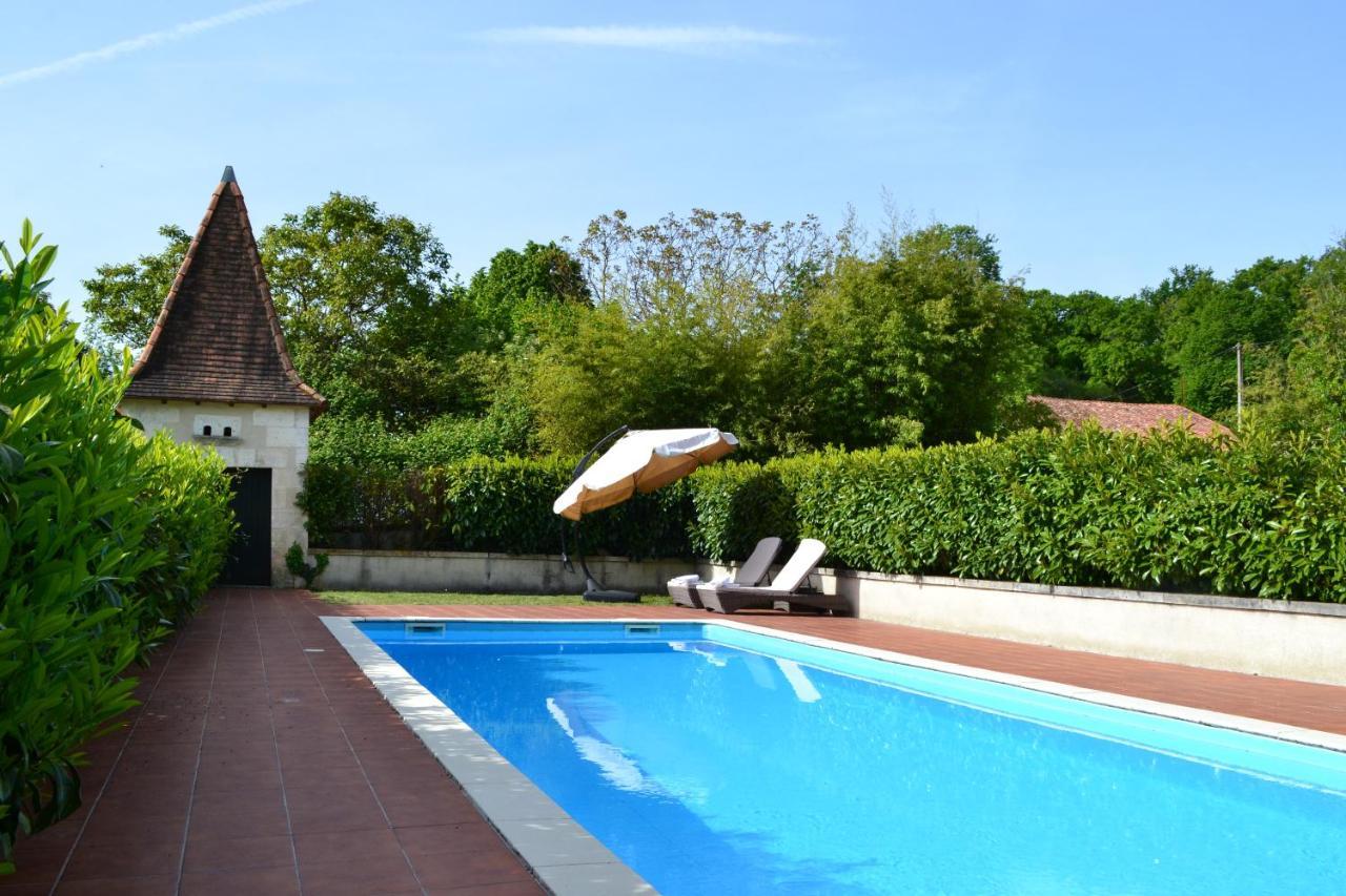 Le Manoir De Nabinaud Bed and Breakfast Εξωτερικό φωτογραφία