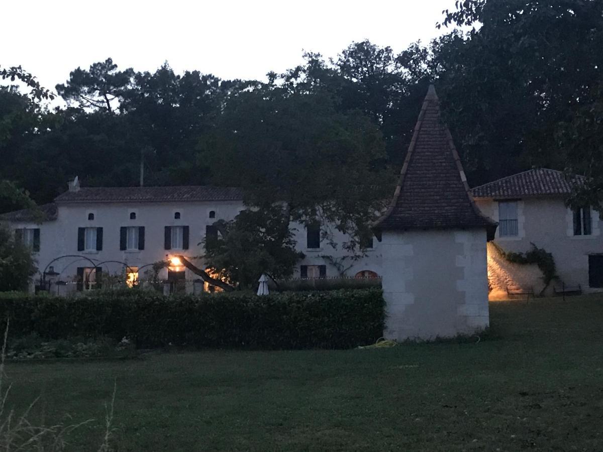 Le Manoir De Nabinaud Bed and Breakfast Εξωτερικό φωτογραφία